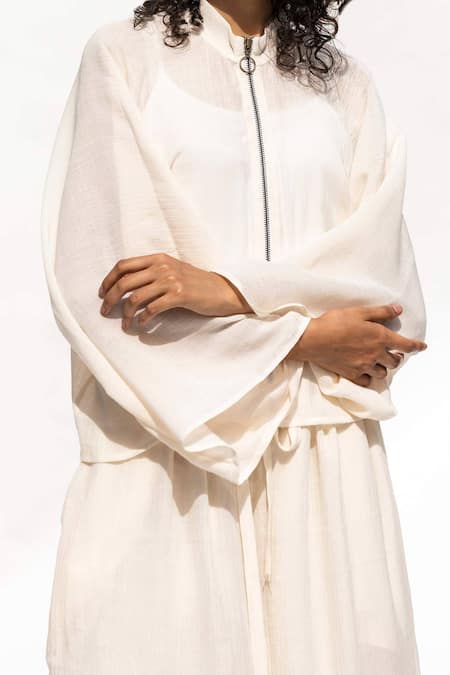 Shop Corpora Studio White High Neck Flared Pant Set Online at Aza Fashions Shop_Corpora Studio_White High Neck Flared Pant Set _Online_at_Aza_Fashions