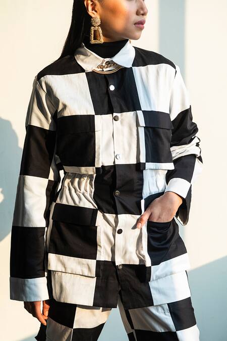 Corpora Studio_Black Cotton Satin Shirt Collar Checkered And Pant Set _Online_at_Aza_Fashions
