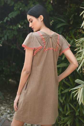 ranna gill embroidered dress Ranna Gill Ursula Strap Midi Dress – Elegant Summer Statement S main image 1