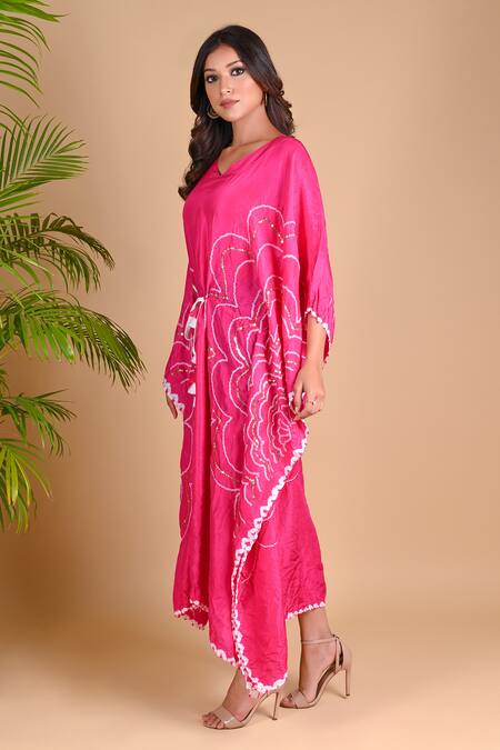 Buy_Dyelogue_Pink Habutai Silk Bandhani Kaftan _Online_at_Aza_Fashions