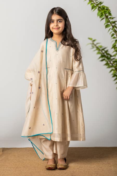 Boteh Embroidered Kurta Set 