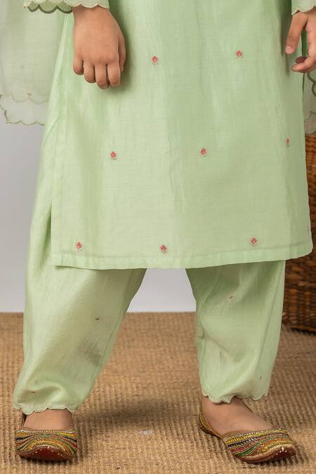 Buy BOTEH Green Chanderi , Embroidery Kurta Set Online at Aza Fashions Buy_BOTEH_Green Chanderi , Embroidery Kurta Set _Online_at_Aza_Fashions
