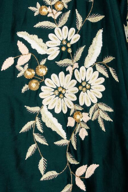 Salt And Spring Green Chanderi Floral Motifs Round Embroidered Lehenga Set at Aza Fashions Salt And Spring_Green Chanderi Floral Motifs Round Embroidered Lehenga Set _at_Aza_Fashions