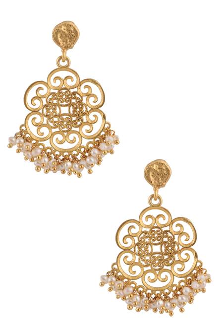 ZARIIN_Gold Plated Pearl Enchanted Glamour Jewellery Set Gift Box_at_Aza_Fashions