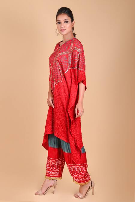 Dyelogue Grey Gajji Silk Bandhani Pant Online at Aza Fashions Dyelogue_Grey Gajji Silk Bandhani Pant _Online_at_Aza_Fashions