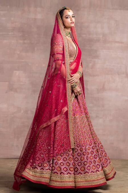 Tarun Tahiliani_Red Lehenga And Blouse Dupion Silk Veil & Dupatta Tulle Embroidered Bridal Set_Online_at_Aza_Fashions