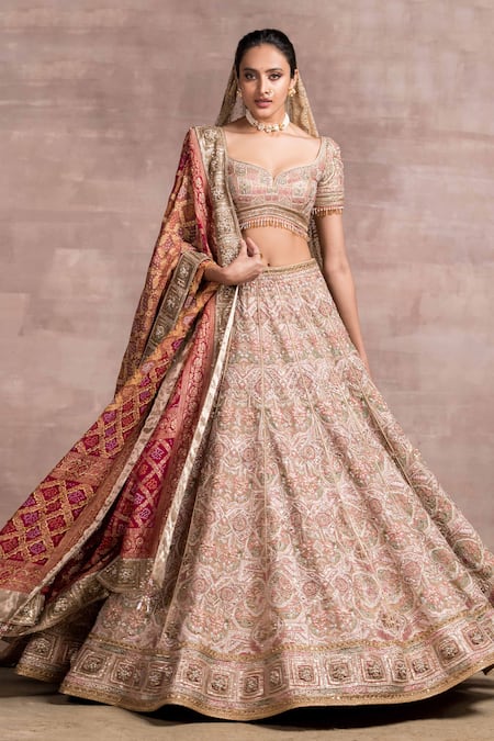 Tarun Tahiliani Bridal Lehengas We Loved on Real Brides | Indian bridal  outfits, Indian bridal wear, Bridal lehenga collection