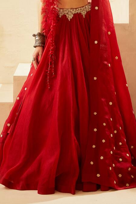 Shop_Bhumika Sharma_Red Organza, Net Sweetheart Neck Bridal Lehenga Set_Online_at_Aza_Fashions