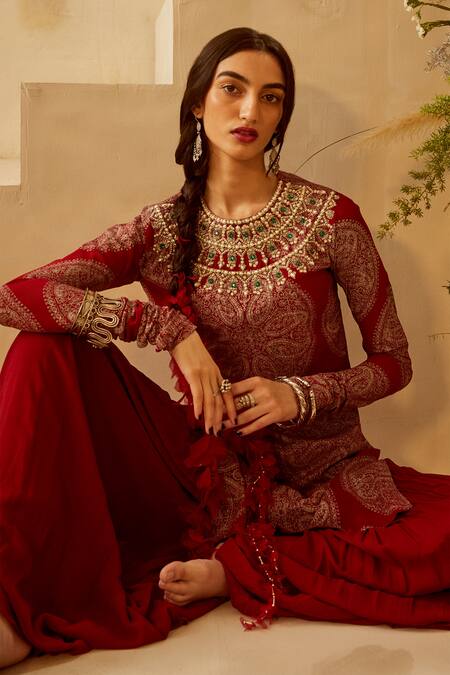 Bhumika Sharma_Red Georgette Round Printed Kurta And Pant Set_Online_at_Aza_Fashions