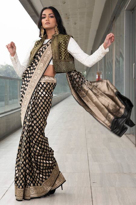 Buy Green Saree Pure Katan Silk Round And Velvet Jacket Set For Women by  Neha & Tarun Online at Aza Fashions.