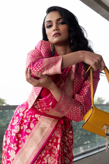 Banarasi Saree Draping for Special Occasions: Tips to Steal the Show -  KALKI Fashion Blog