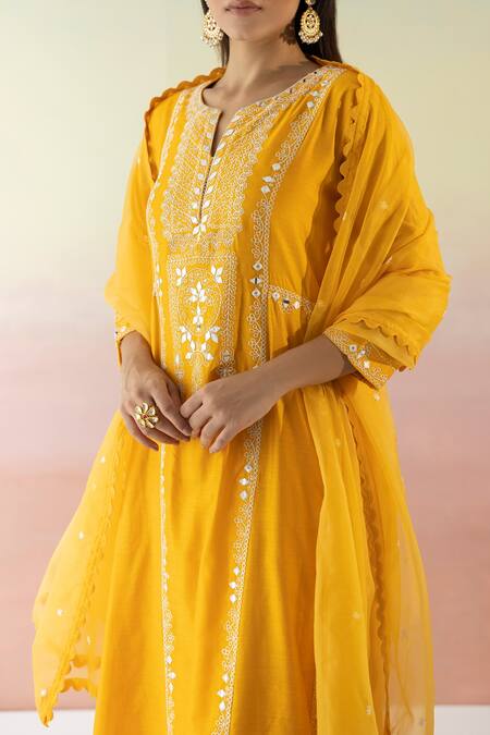 Shop_Basanti - Kapde Aur Koffee_Yellow Cotton Chanderi Floral Notched Embroidered Kurta Set_Online_at_Aza_Fashions
