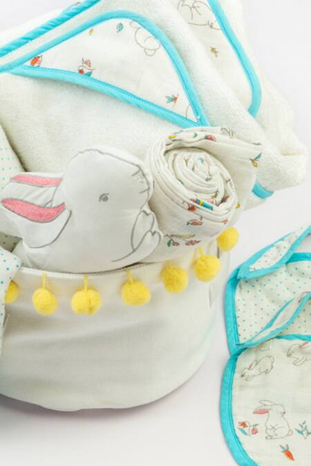 Shop Little West Street White Muslin Bunny Organic Gift Box at Aza Fashions Shop_Little West Street_White Muslin Bunny Organic Gift Box_at_Aza_Fashions