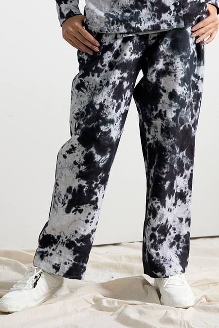 Buy Bohame Black Linen Notched Lapel Collar Mabel Tie Dye Co-ord Pant Set Online at Aza Fashions Buy_Bohame_Black Linen Notched Lapel Collar Mabel Tie Dye Co-ord Pant Set _Online_at_Aza_Fashions