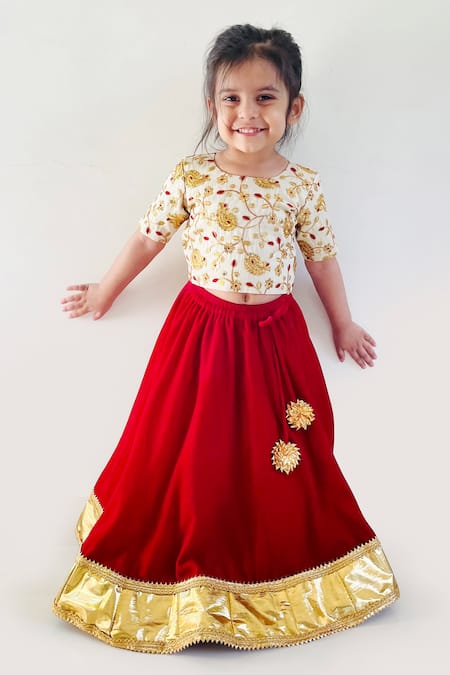 Trendy Gold Semi Stitched Velvet Lehenga Choli For Woman And Girls With  Full Sleeves And Net