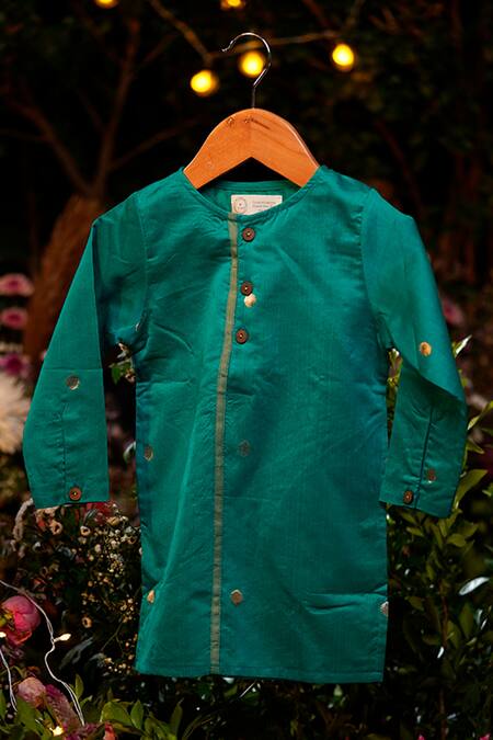 Love The World Today_Green Handloom Cotton, Silk Zari Jugnu Handwoven Kurta_Online_at_Aza_Fashions