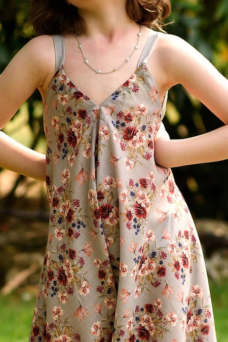 Shop Pasha India Green Linen Printed Jumpsuit at Aza Fashions Shop_Pasha India_Green Linen Printed Jumpsuit _at_Aza_Fashions