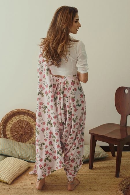 Shop Pasha India Pink Linen Floral, Stripes Peter Pan Collar Pre-draped Dhoti Saree With Blouse at Aza Fashions Shop_Pasha India_Pink Linen Floral, Stripes Peter Pan Collar Pre-draped Dhoti Saree With Blouse _at_Aza_Fashions