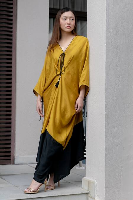 Kavya Singh Kundu Yellow Silk V-neck Freya Flared Kaftan Online at Aza Fashions Kavya Singh Kundu_Yellow Silk V-neck Freya Flared Kaftan _Online_at_Aza_Fashions