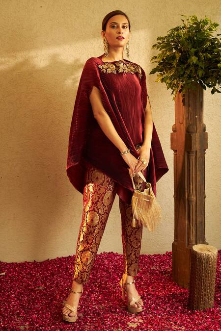 Shop Tasuvure Indes Maroon Brocade, Pleated Floral, Sequin Square Divine Embroidered Cape And Pant Set at Aza Fashions Shop_Tasuvure Indes_Maroon Brocade, Pleated Floral, Sequin Square Divine Embroidered Cape And Pant Set_at_Aza_Fashions