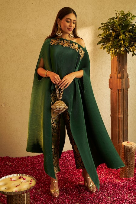Buy_Tasuvure Indes_Green Brocade, Pleated Floral, Sequin Divine Embroidered Cape And Pant Set _Online_at_Aza_Fashions