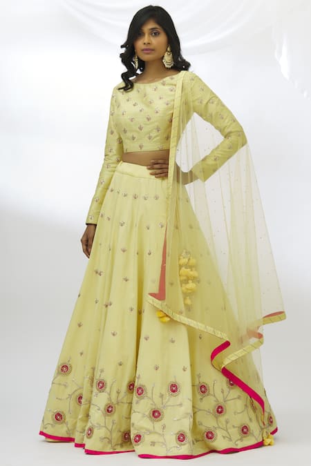 Aariyana Couture Embroidered Bridal Lehenga Set 