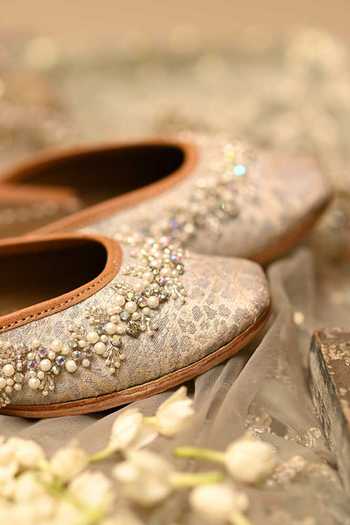 Coral Haze_Silver Carmen Jacquard Embroidered Juttis_Online_at_Aza_Fashions