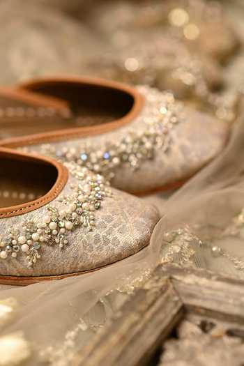 Buy_Coral Haze_Silver Carmen Jacquard Embroidered Juttis_Online_at_Aza_Fashions