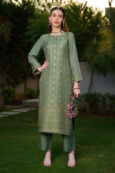 Buy_Safaa_Green Velvet, Silk Gota Patti, Ameera Floral Stripe Pattern Woven Kurta Set _Online_at_Aza_Fashions