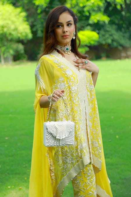 Adora By Ankita_Cream Pearl Arabia Box Clutch With Sling _Online_at_Aza_Fashions