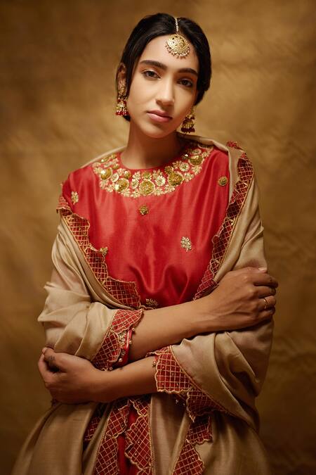 Shop Bunka Red Cotton Silk Round Embroidered Kurta Set Online at Aza Fashions Shop_Bunka_Red Cotton Silk Round Embroidered Kurta Set _Online_at_Aza_Fashions