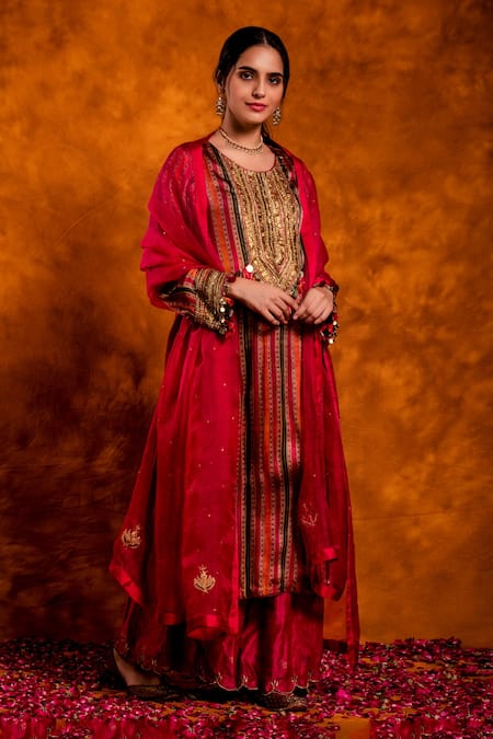 Buy_Chandbari_Fuchsia Kurta Modal Satin Printed Stripe Round Palazzo Set_Online_at_Aza_Fashions