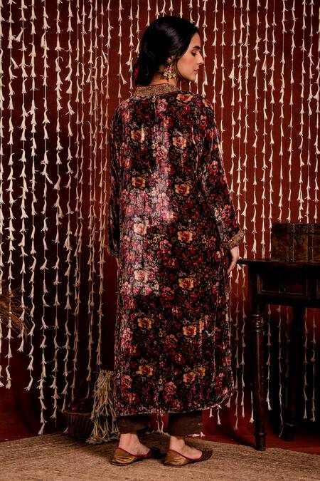 Shop Chandbari Grey Jacket Silk Velvet Printed Floral Jacket Open And Pant Set at Aza Fashions Shop_Chandbari_Grey Jacket Silk Velvet Printed Floral Jacket Open And Pant Set_at_Aza_Fashions