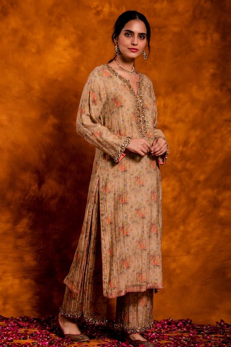 Buy_Chandbari_Beige Kurta And Palazzo Chanderi Printed Floral Notched Set_Online_at_Aza_Fashions