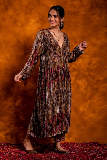 Shop_Chandbari_Multi Color Kurta Silk Velvet Printed Ikat V Neck And Pant Set_Online_at_Aza_Fashions