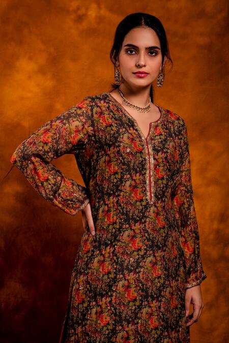 Chandbari_Multi Color Kurta And Palazzo Chanderi Printed Floral Notched Set_at_Aza_Fashions