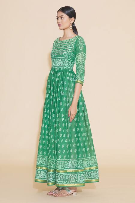 Shop_Samyukta Singhania_Green Chinnon Tie Dye Maxi Dress_Online_at_Aza_Fashions