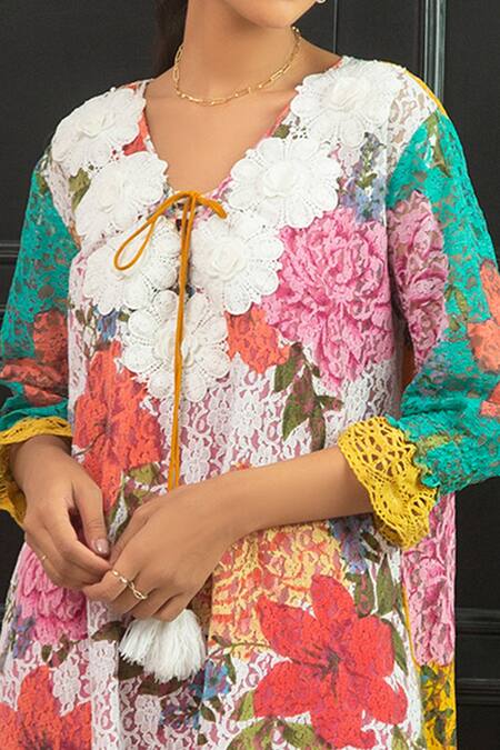Cin Cin_Multi Color Cotton Printed Floral Motifs V Neck Kurta And Pant Set _at_Aza_Fashions