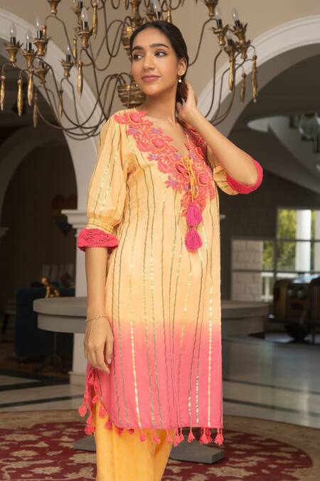 Buy_Cin Cin_Orange Cotton Lace V Neck Floral Motif Kurta And Pant Set_Online_at_Aza_Fashions