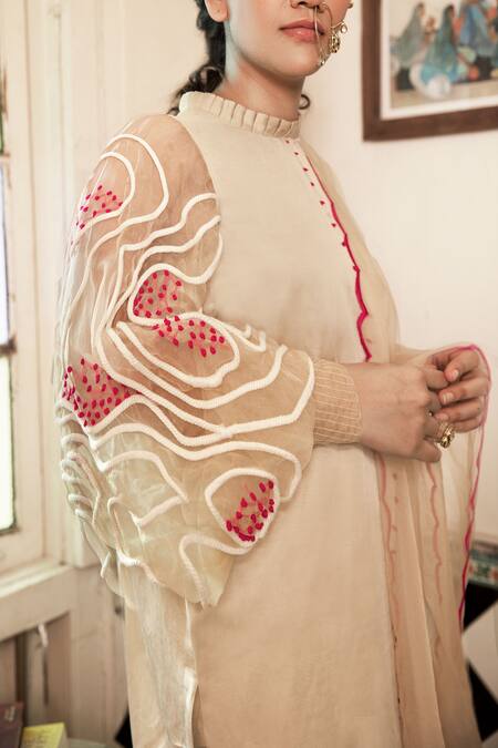 Shop_Chambray & Co._Ivory , Organza Thread Pleated Round Izara Sleeve Embroidered Kurta Set_Online_at_Aza_Fashions