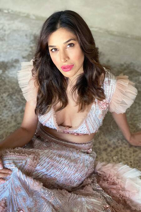 Cherie D White Silk, Tulle V Neck Ruffle Embroidered Lehenga Set at Aza Fashions Cherie D_White Silk, Tulle V Neck Ruffle Embroidered Lehenga Set _at_Aza_Fashions