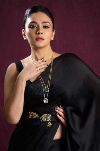 Aditi Gupta_Black Metallic Thread, Beads Handcrafted Silk Meenakari Belt _Online_at_Aza_Fashions