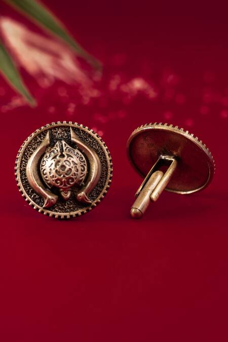 Buy Cosa Nostraa Gold Forest Wonder Carved Cufflinks Online at Aza Fashions Buy_Cosa Nostraa_Gold Forest Wonder Carved Cufflinks _Online_at_Aza_Fashions