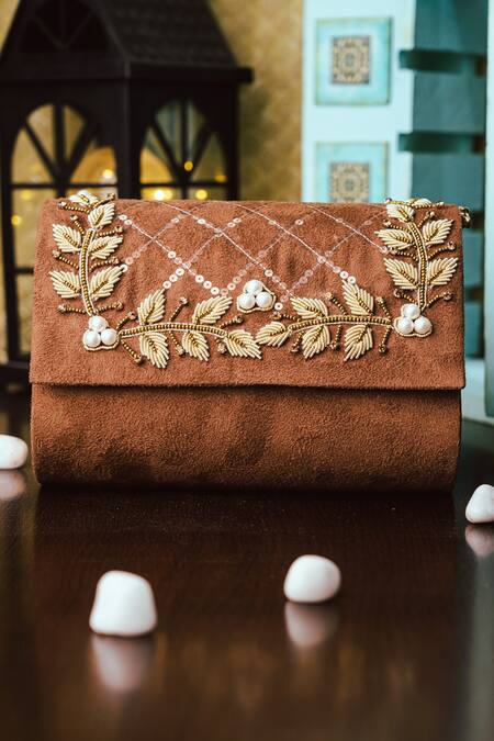 NR BY NIDHI RATHI Brown Embellished Clutch With Sling 