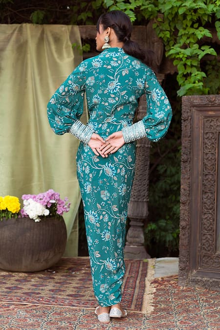 Shop Chhavvi Aggarwal Green Crepe Flat Collar Floral Print Draped Dress at Aza Fashions Shop_Chhavvi Aggarwal_Green Crepe Flat Collar Floral Print Draped Dress _at_Aza_Fashions