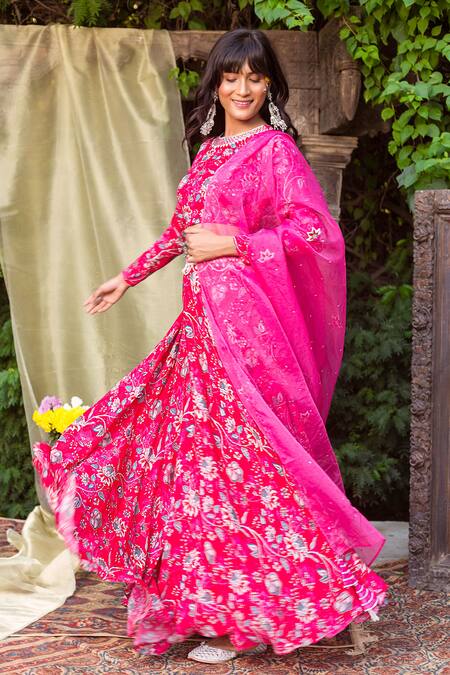 Chhavvi Aggarwal Red Crepe Round Floral Print Lehenga Set Online at Aza Fashions Chhavvi Aggarwal_Red Crepe Round Floral Print Lehenga Set _Online_at_Aza_Fashions