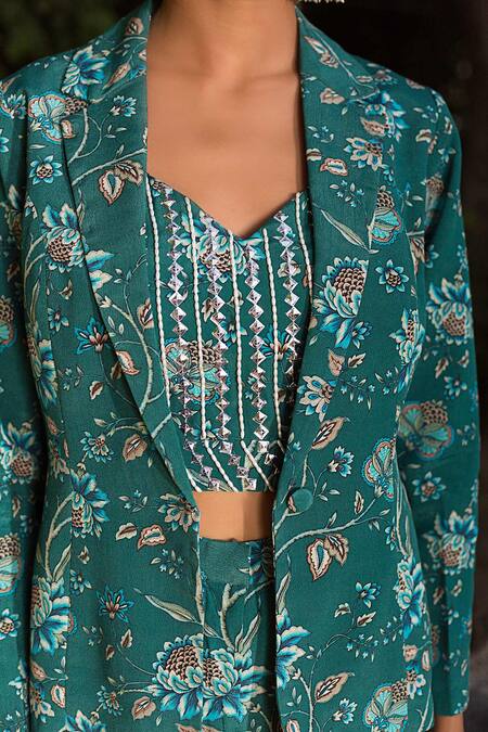 Chhavvi Aggarwal Green Crepe Top V Neck Blazer Lapel Floral Print Suit Set at Aza Fashions Chhavvi Aggarwal_Green Crepe Top V Neck Blazer Lapel Floral Print Suit Set _at_Aza_Fashions