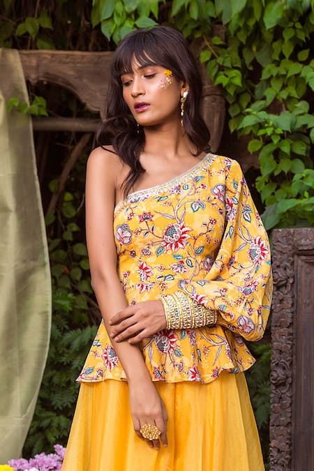 Shop Chhavvi Aggarwal Yellow Organza, Crepe One Shoulder Printed Top And Gharara Set Online at Aza Fashions Shop_Chhavvi Aggarwal_Yellow Organza, Crepe One Shoulder Printed Top And Gharara Set _Online_at_Aza_Fashions