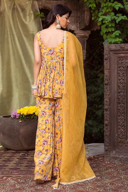 Shop Chhavvi Aggarwal Yellow Organza, Crepe Scoop Neck Floral Print Kurta Sharara Set at Aza Fashions Shop_Chhavvi Aggarwal_Yellow Organza, Crepe Scoop Neck Floral Print Kurta Sharara Set _at_Aza_Fashions