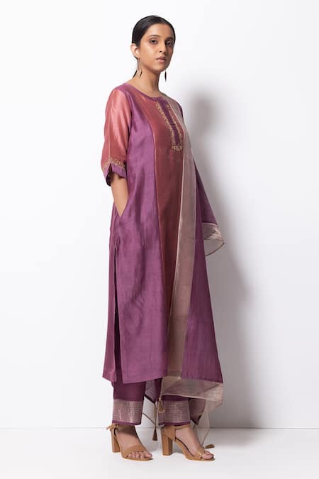 Bhavik Shah Purple Kurta Handwoven Chanderi Dupatta Chanderi Pant Cotton Set Online at Aza Fashions Bhavik Shah_Purple Kurta Handwoven Chanderi Dupatta Chanderi Pant Cotton Set _Online_at_Aza_Fashions